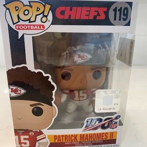 Funko Pop! Patrick Mahomes II Red and White NFL Kansas City Chief #119